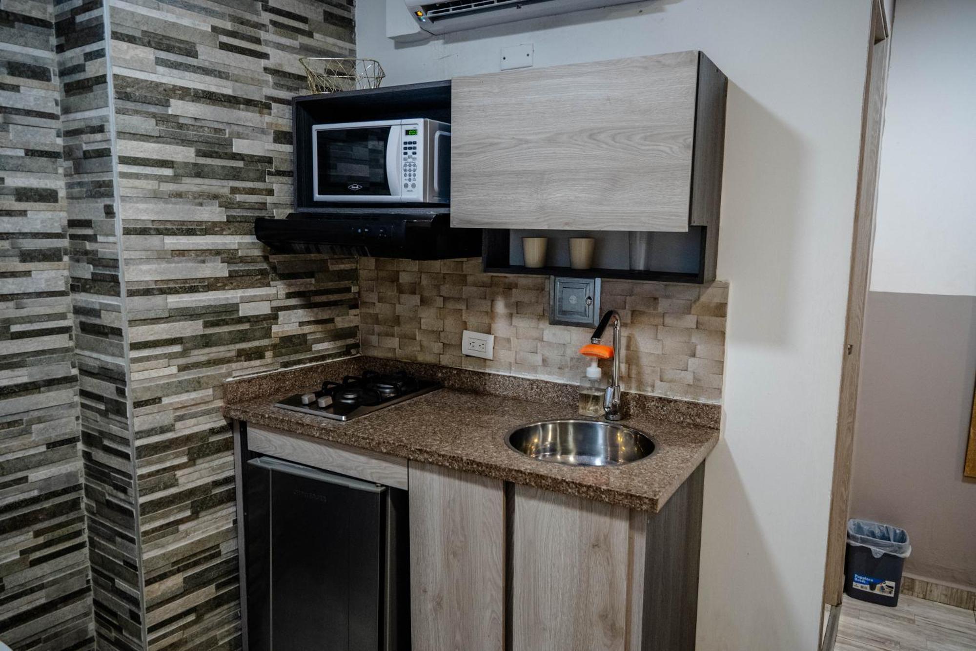 Bahia 79 Apartasuites Cerca Al Centro Картахена Экстерьер фото