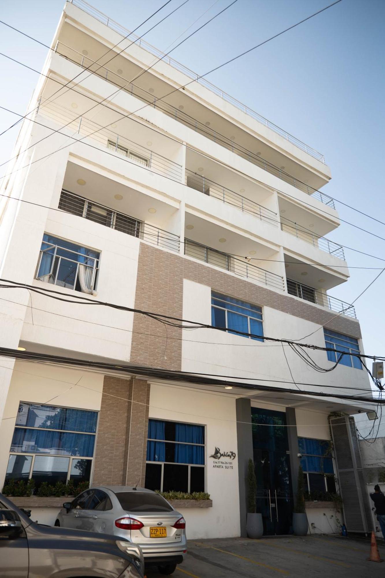 Bahia 79 Apartasuites Cerca Al Centro Картахена Экстерьер фото