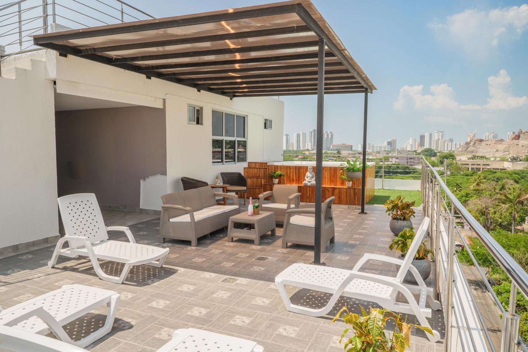Bahia 79 Apartasuites Cerca Al Centro Картахена Экстерьер фото